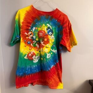 M&M’s Tie Dye Graphic T-Shirt Rainbow Swirl Candy Tee Medium